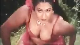 Latina menghisap sat ...