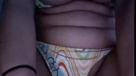 Wanita Seksi melanca ...