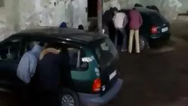 Dua peri berehat den ...