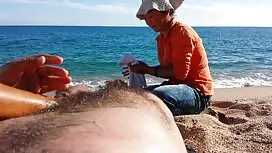 Gay mengelus cerita  ...