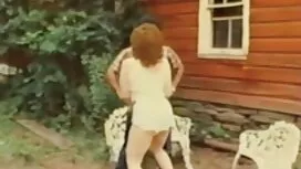 Aku meletakkan panta ...