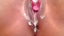 Seorang lelaki cerit ...